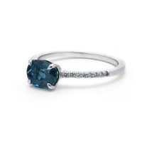 Sarah Michiko, Horizontal Sapphire ring