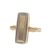 Yaf Sparkle, Rectangular Gemstone Ring
